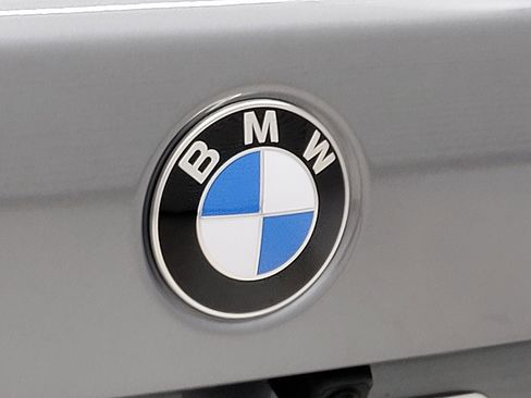 New 2026 BMW X5 sDrive40i w/ Premium Package image 9