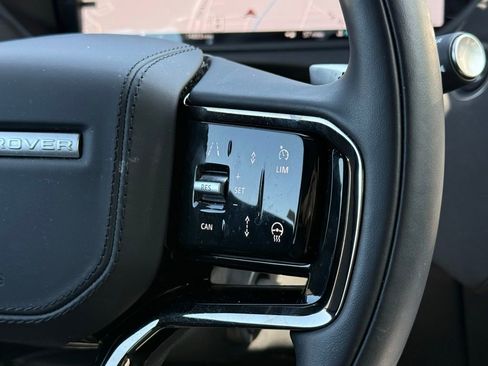 Certified 2026 Land Rover Range Rover Velar Dynamic SE AWD/4WD image 20
