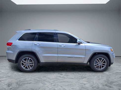 Used 2019 Jeep Grand Cherokee Limited RWD image 8