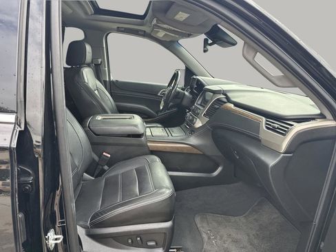 Used 2019 GMC Yukon Denali w/ Denali Ultimate Package image 14