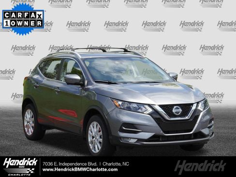 Used 2021 Nissan Rogue Sport SV w/ Technology Package FWD image 1