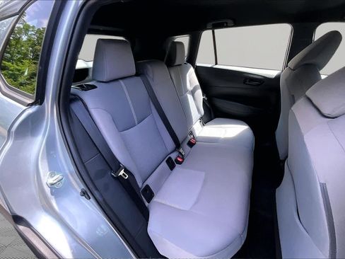 Used 2023 Toyota Corolla Cross AWD Hybrid image 20