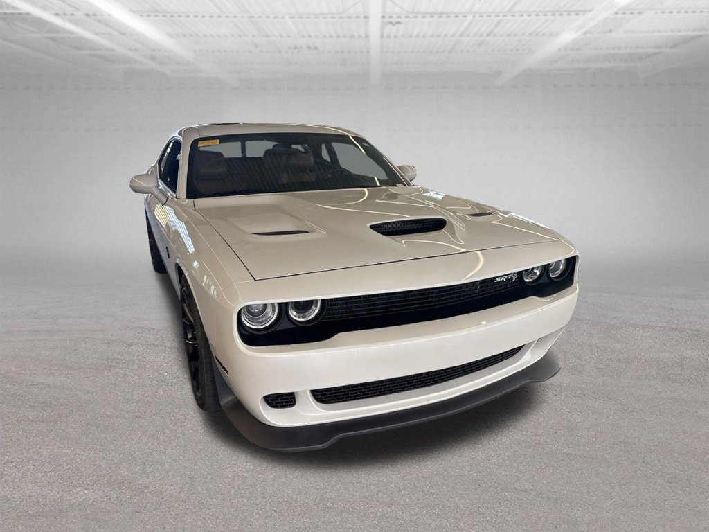 Used 2016 Dodge Challenger SRT Hellcat RWD image 23