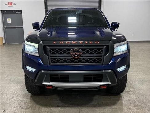 Used 2022 Nissan Frontier PRO-4X image 9