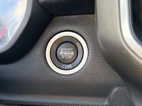 Used 2024 RAM 3500 Big Horn image 33