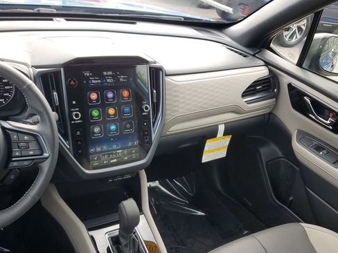 Used 2025 Subaru Forester Limited image 19