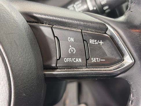 Used 2018 MAZDA MAZDA3 Touring FWD image 30