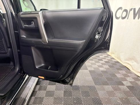 Used 2023 Toyota 4Runner Limited AWD/4WD image 11