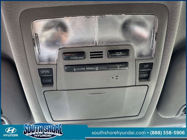 Used 2016 Toyota Highlander XLE AWD/4WD image 35