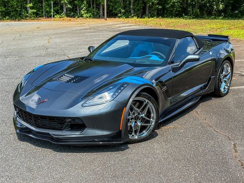 Used 2017 Chevrolet Corvette Grand Sport RWD image 3