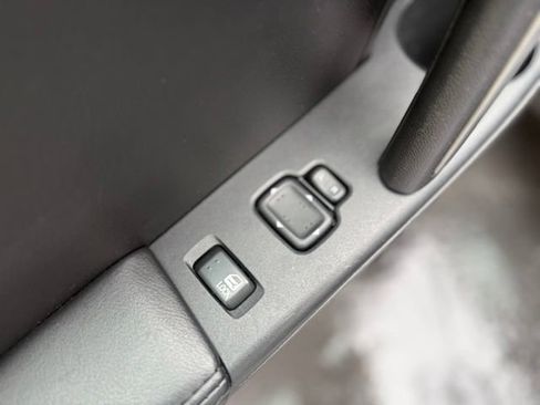 Used 2010 MAZDA MX-5 Miata Grand Touring w/ Premium Pkg RWD image 14