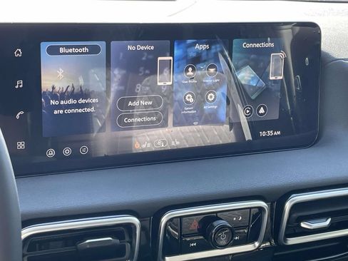 New 2026 Nissan Sentra SV w/ SV Convenience Package FWD image 25