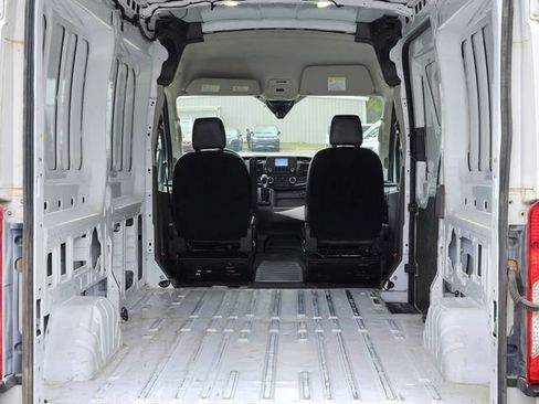 Used 2023 Ford Transit 250 Medium Roof RWD image 54