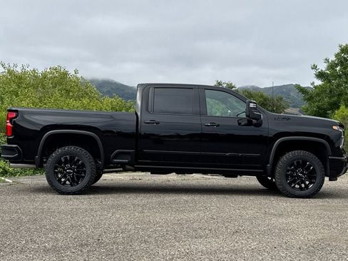 New 2026 Chevrolet Silverado 3500 High Country w/ High Country Premium Package AWD/4WD image 3