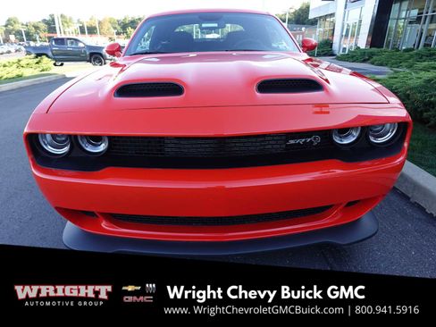 Used 2022 Dodge Challenger SRT Hellcat image 8