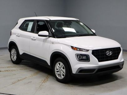 Used 2023 Hyundai Venue SE
