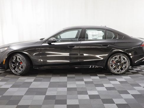 New 2026 BMW 530i xDrive 530i xDrive w/ M Sport Package image 4