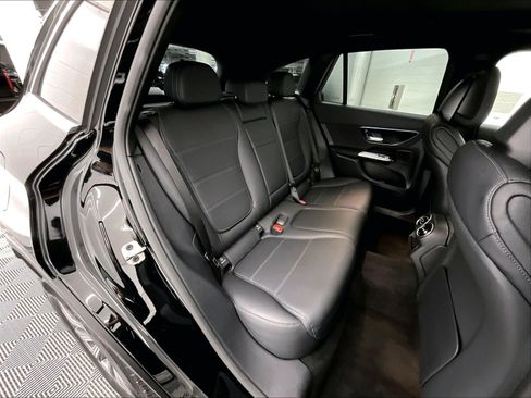 Used 2026 Mercedes-Benz GLC 300 4MATIC image 17