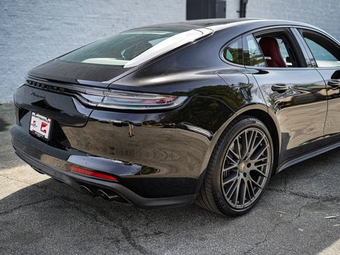 Used 2023 Porsche Panamera Platinum Edition image 15