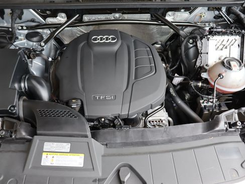 Used 2019 Audi Q5 2.0T Premium Plus w/ Premium Plus Package AWD/4WD image 42