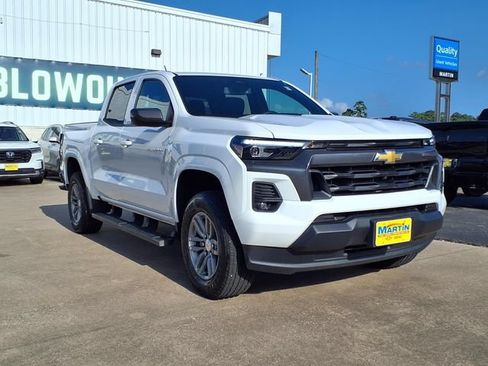 Used 2026 Chevrolet Colorado LT w/ LT Convenience Package RWD image 4