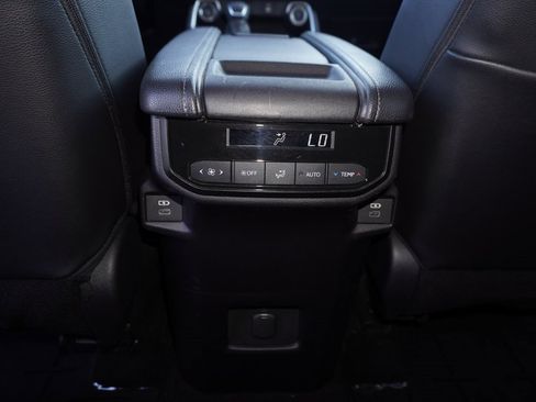 Certified 2025 Toyota Grand Highlander FWD image 12