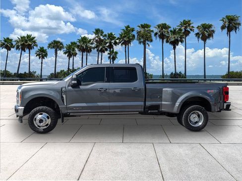 Used 2023 Ford F350 Lariat w/ Lariat Ultimate Package image 4