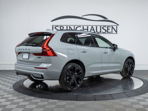 New 2026 Volvo XC60 B5 Ultra w/ Climate Package image 5