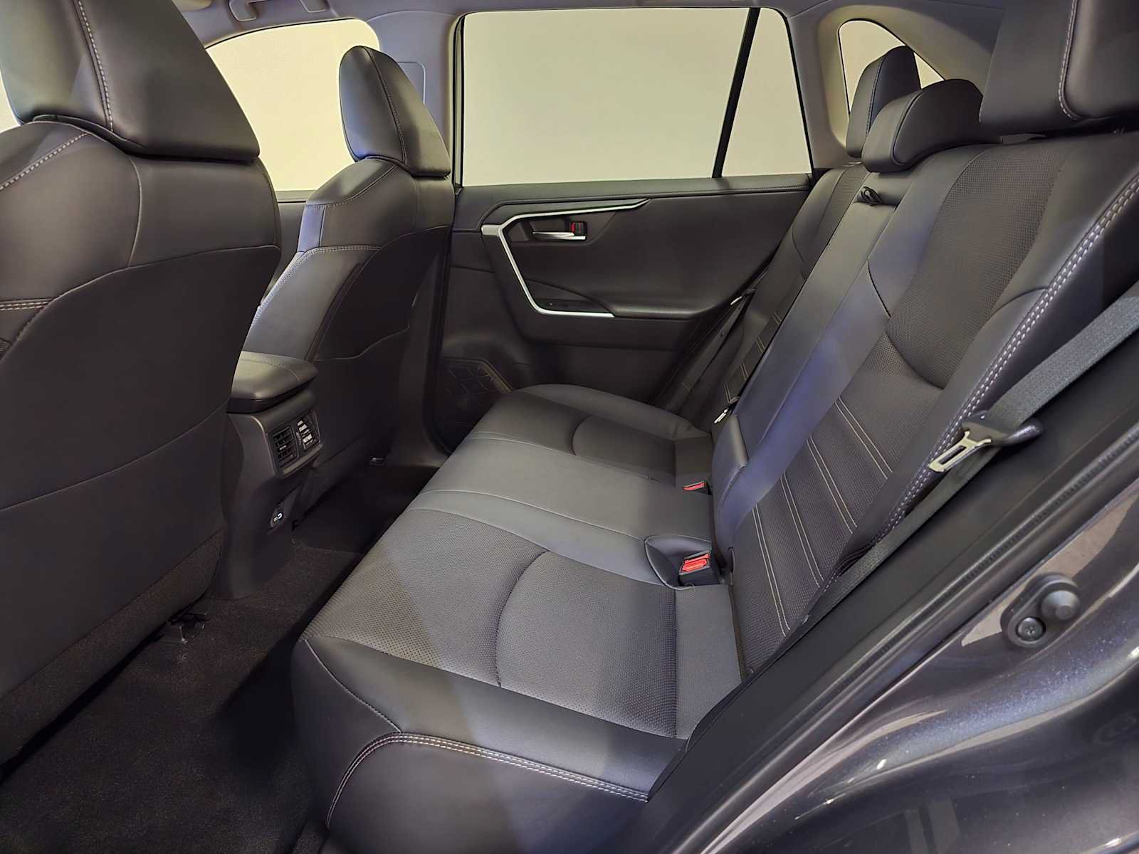Certified 2025 Toyota RAV4 Limited w/ Advanced Technology Package AWD/4WD image 25