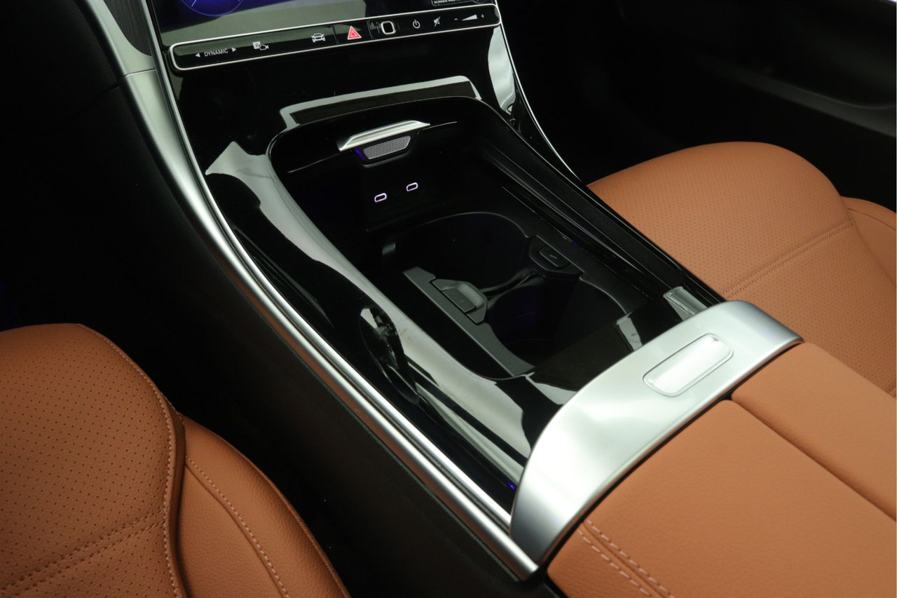 New 2026 Mercedes-Benz C 300 Sedan image 6