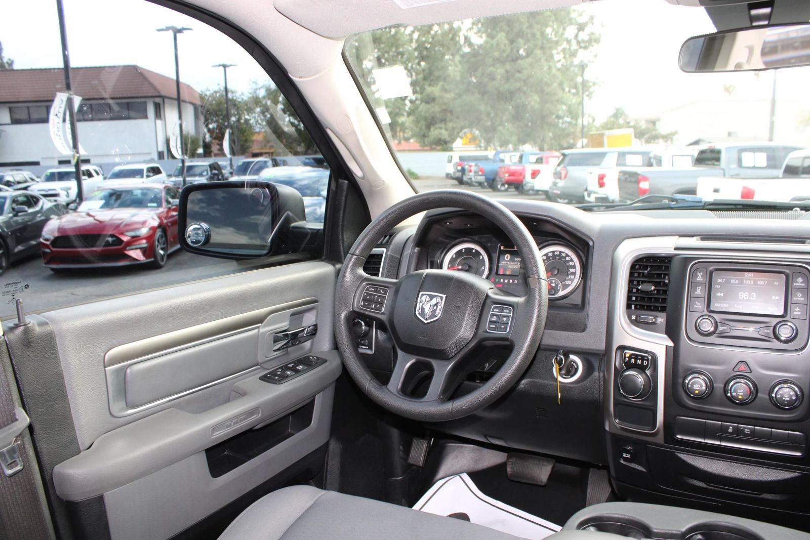 Used 2017 RAM 1500 Classic SLT RWD image 25
