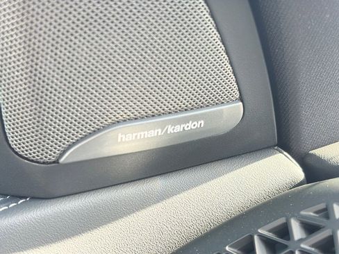 New 2026 BMW X5 xDrive50e image 25