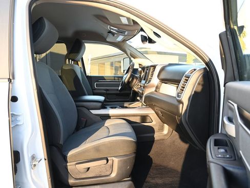 Used 2020 RAM 2500 Big Horn w/ Level 1 Equipment Group image 39