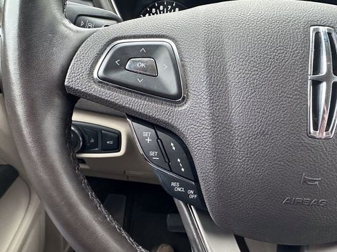 Used 2018 Lincoln MKC Reserve image 22