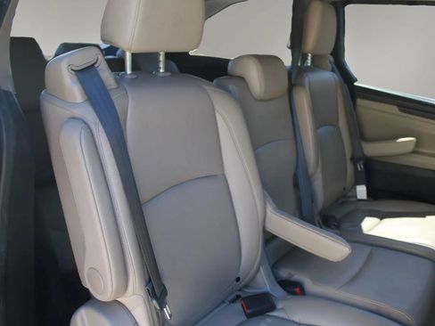 Used 2019 Honda Odyssey EX-L image 23