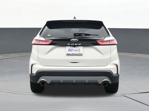 Used 2021 Ford Edge Titanium image 12