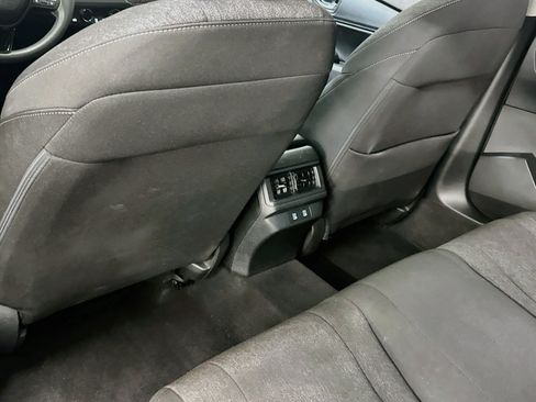 Used 2025 Honda Accord SE image 28
