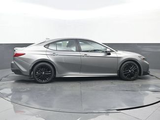 Used 2025 Toyota Camry SE w/ Convenience Package FWD video 2