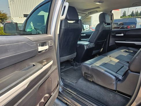 Used 2019 Toyota Tundra Limited w/ Limited Premium Package AWD/4WD image 16