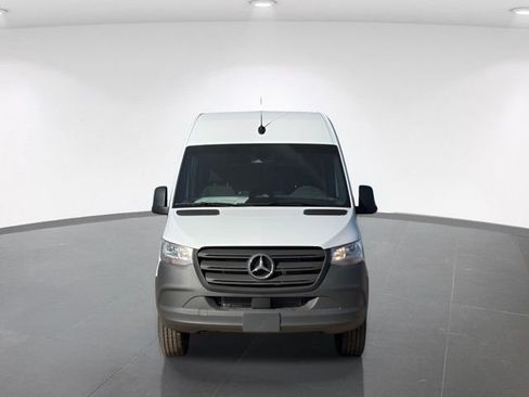 New 2025 Mercedes-Benz Sprinter 2500 image 3