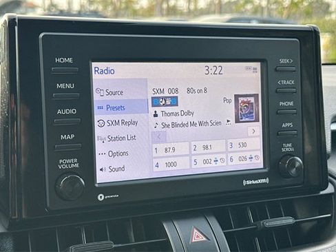 Used 2021 Toyota RAV4 LE image 17