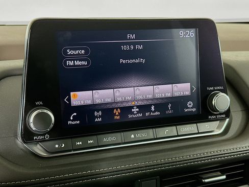 Used 2023 Nissan Rogue SV image 21