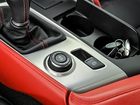 Used 2019 Chevrolet Corvette Z06 RWD image 30