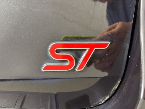 Used 2020 Ford Explorer ST w/ ST Street Pack image 7