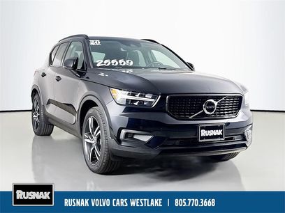Used 2020 Volvo XC40 T4 R-Design