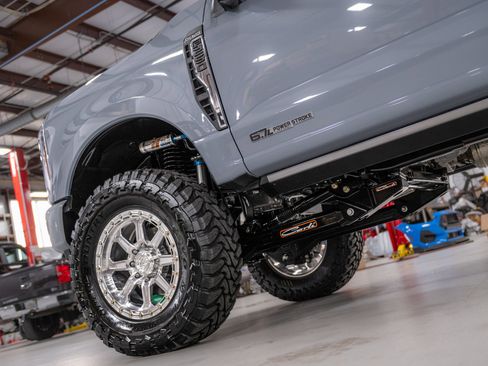 New 2025 Ford F250 King Ranch w/ Chrome Package image 33