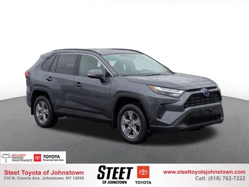 Used 2023 Toyota RAV4 XLE image 1