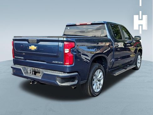 Used 2021 Chevrolet Silverado 1500 Custom RWD image 3