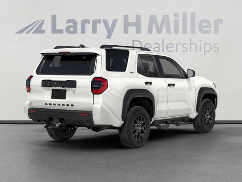 Certified 2025 Toyota 4Runner SR5 image 2