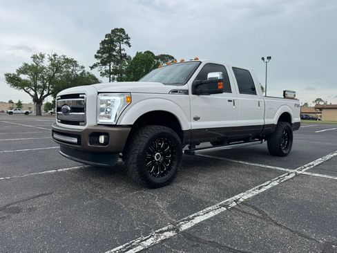 Used 2015 Ford F250 King Ranch AWD/4WD image 2